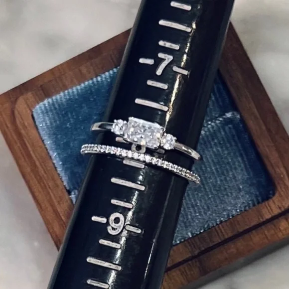 Swarovski Ring Set 2 Rings Silver White Rhodium Unique Cut/Eternity Band - Picture 7 of 14